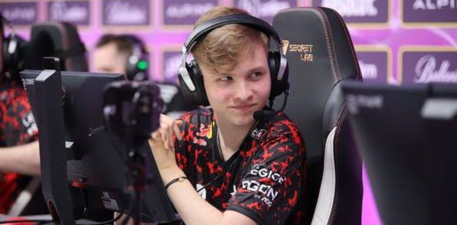 Монеси в кс