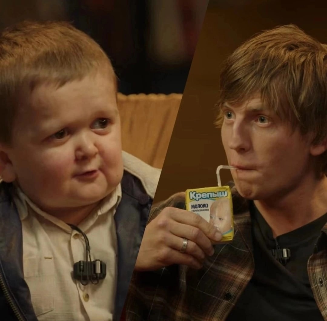 Щербаков стебёться с Хасбика