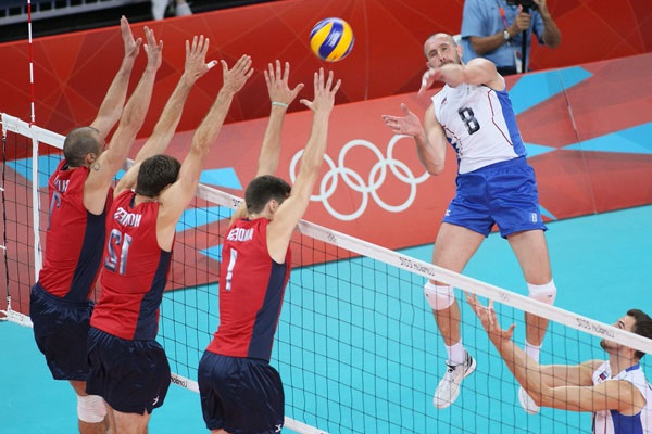 Защита из волейболистов