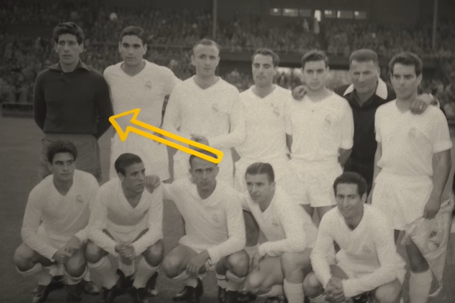 Команда по футболу