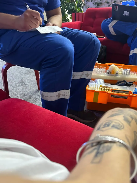 Бустер в больнице после стрима