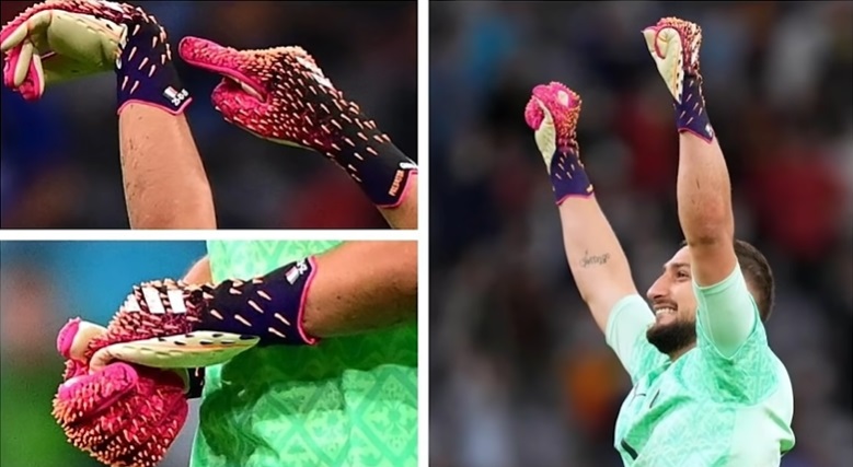 Необычные перчатки