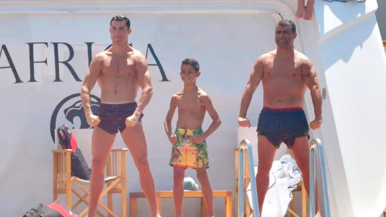 Роналду, сын и брат 