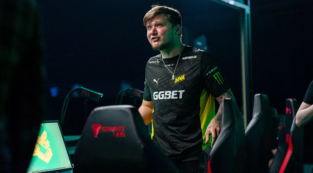 говорят, s1mple обкурился или забухал. Это не в первый раз