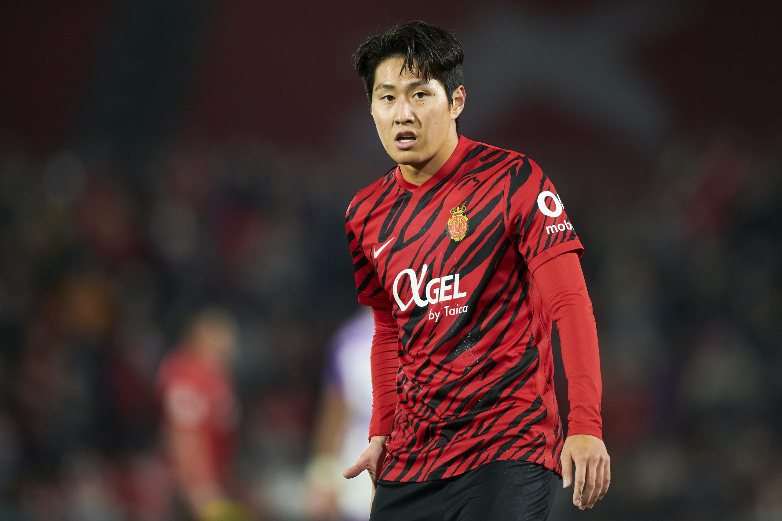 W stroju piłkarskim