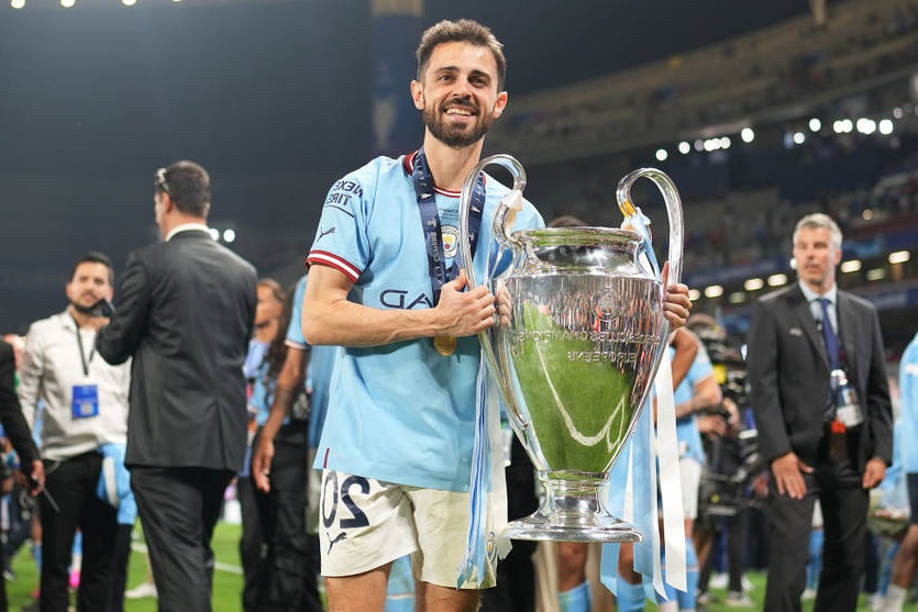 Кубок, зрители, побела