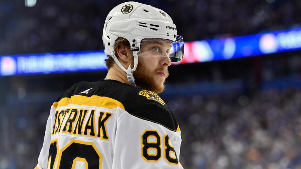 Давид Пастрняк игрок в Амуниции