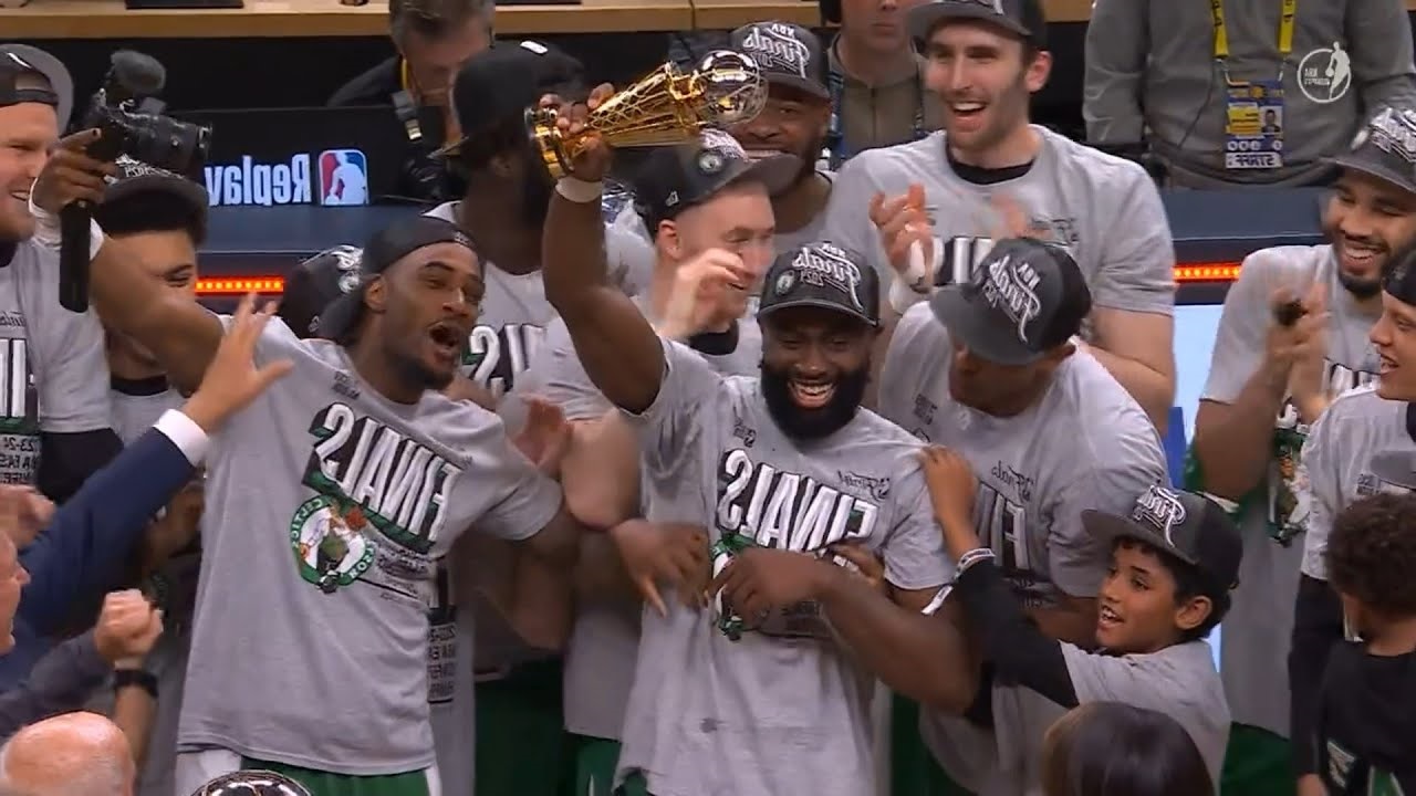 Джейлен Браун 