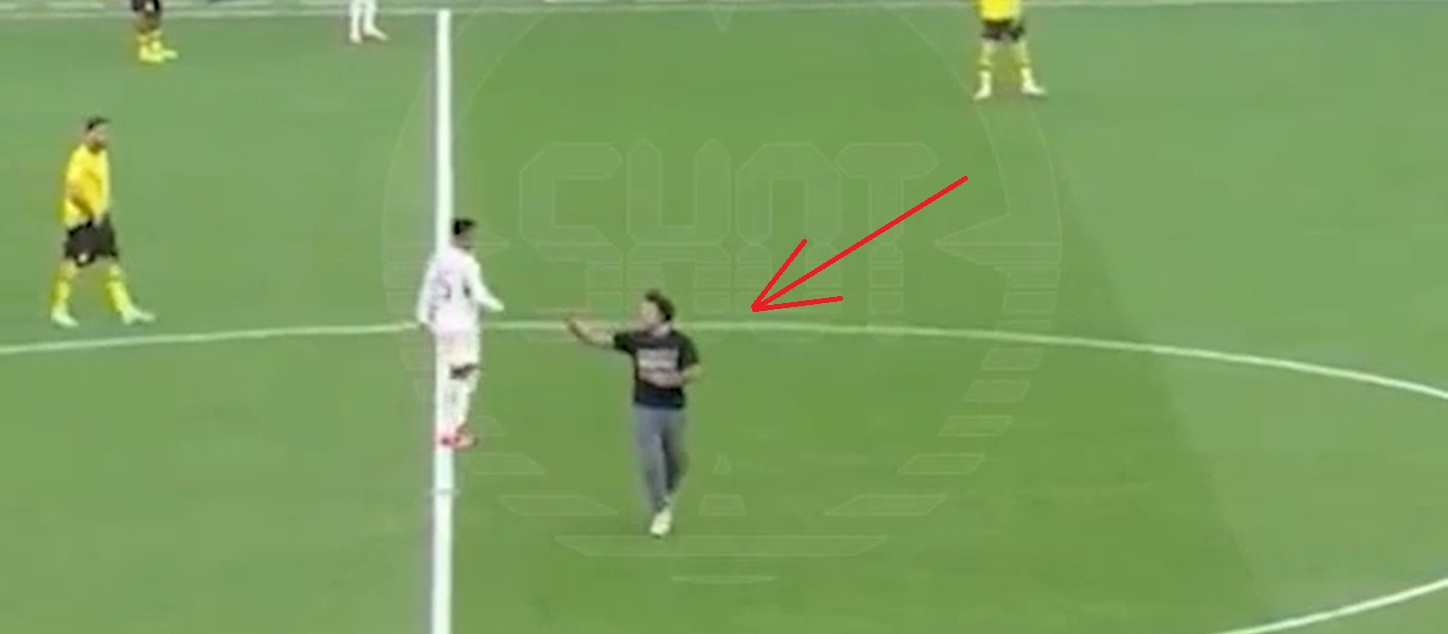 Футбольный матч Лиги Чемпионов