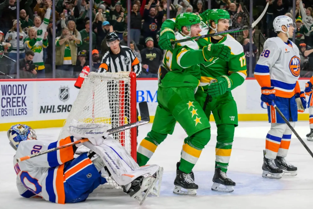 NHL 2025 - Minnesota porazila Ajlanders 63, gól Deandzhela rozbil hru